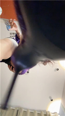 娩娩大魔王情人节把老婆送给行长 (8).JPG