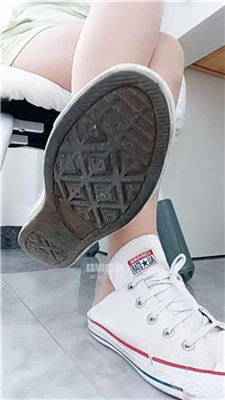 【依甜】丈母娘成为女婿的肉B器    260424-22BP