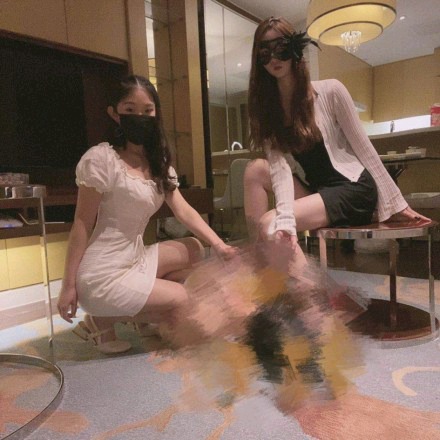 【南京菜小心s】精彩:双S闺蜜圣水主场圣水浴