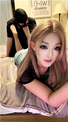 AIU4047