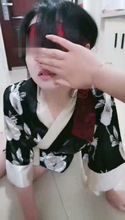 微甜S强制母C尿失禁