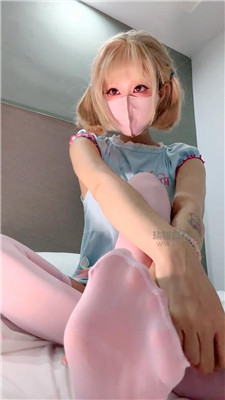 【奶味小仙女】粉丝裸足诱惑    260725-33BP