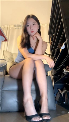 【娩娩大魔王】被领导的女朋友调戏    260727-20BP